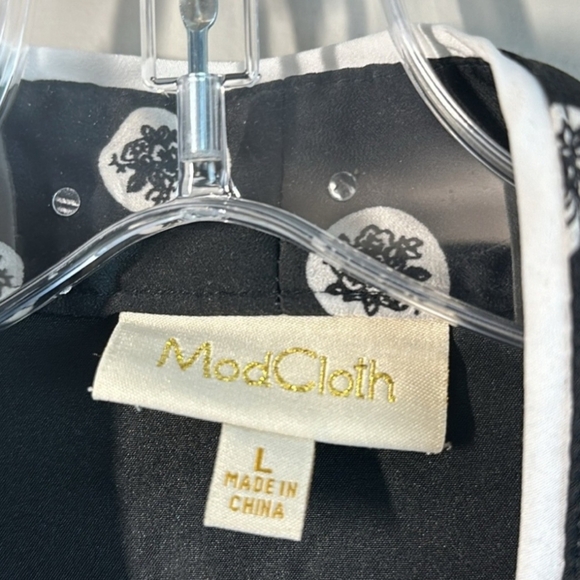 Modcloth Black and White Long Sleeve Dress - Picture 12 of 16